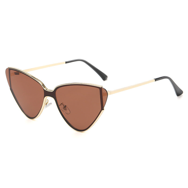 Feline Luxe Curve